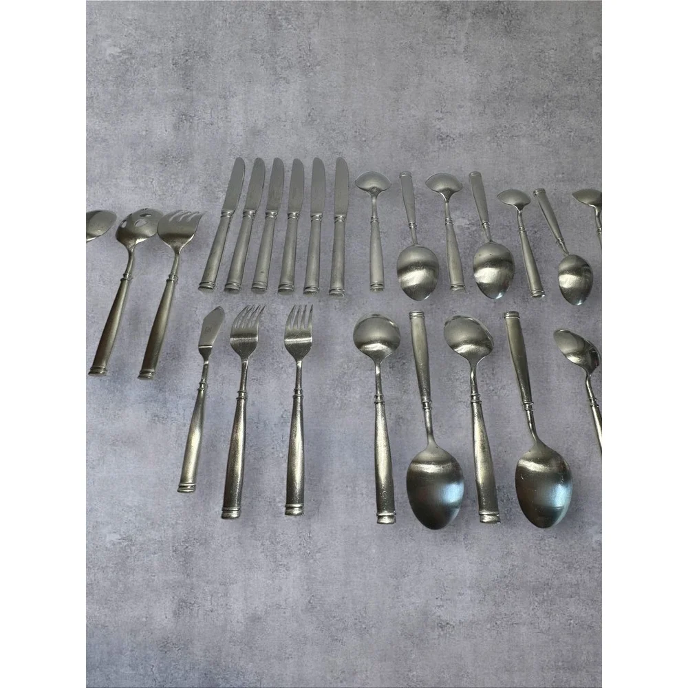 Hampton Silversmiths Avignon Flatware Satin Silver Tone China 250 Stainless 25pc